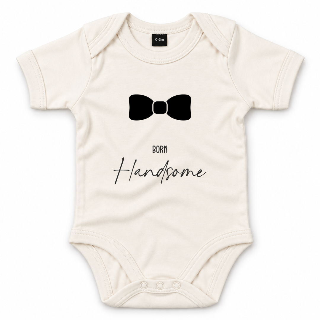 Naturel baby romper met zwarte strik en Born Handsome tekst