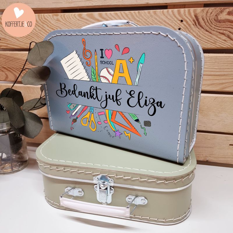 bedankt juf koffertje met naam Eliza juffendag cadeau gepersonaliseerd cadeau juf afscheid juf