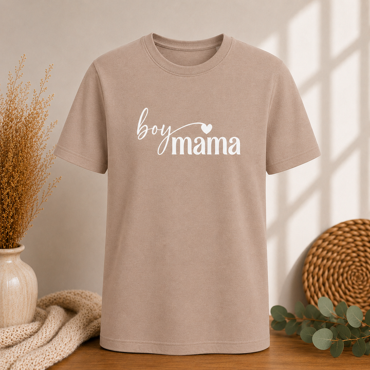 Taupe Boy Mama T-shirt, comfortabel mama shirt voor aanstaande moeder of trotse jongensmama
