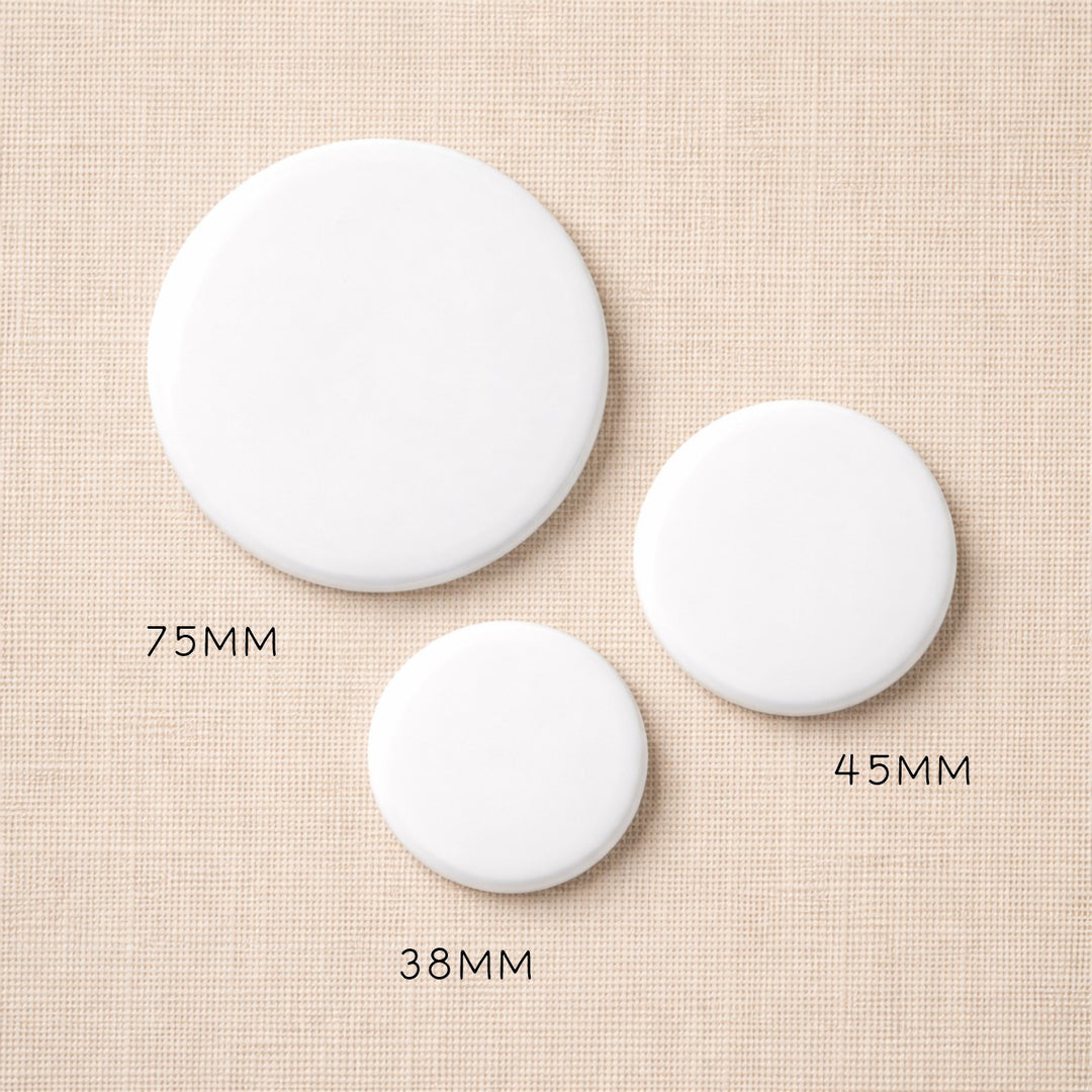 Blanco buttons in 75mm, 45mm en 38mm – buttons laten drukken met eigen ontwerp of logo