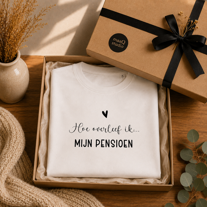 T-shirt “Hoe overleef ik mijn pensioen” in cadeauverpakking, origineel pensioen afscheidscadeau voor collega of medewerker