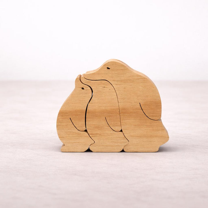 Houten pinguïns beeldje – duurzaam kraamcadeau voor babykamer