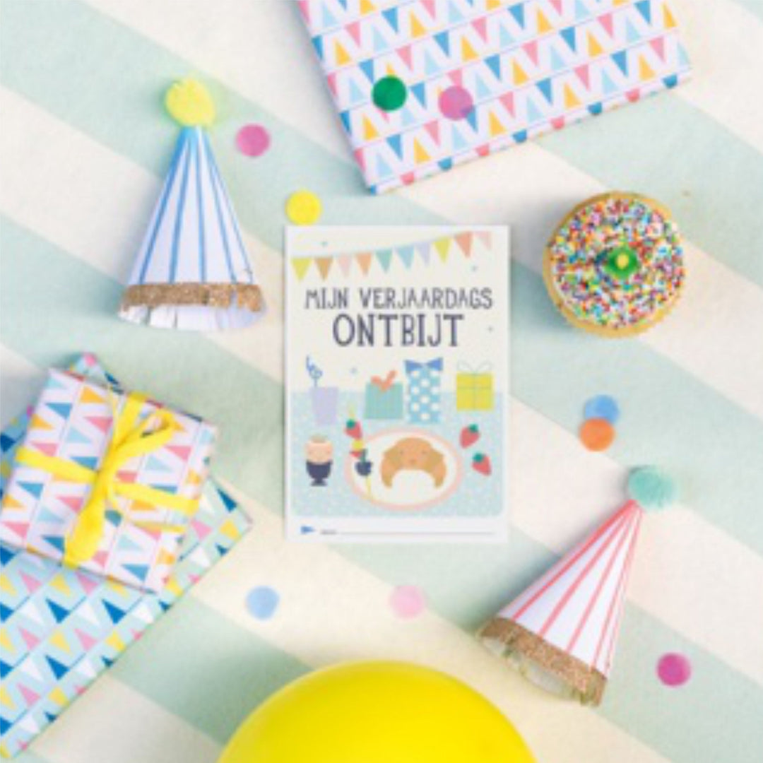 Milestone Special Moments Photo Booklet baby’s eerste verjaardag met mijlpaalkaarten, feestelijk sfeerbeeld voor herinneringen vastleggen