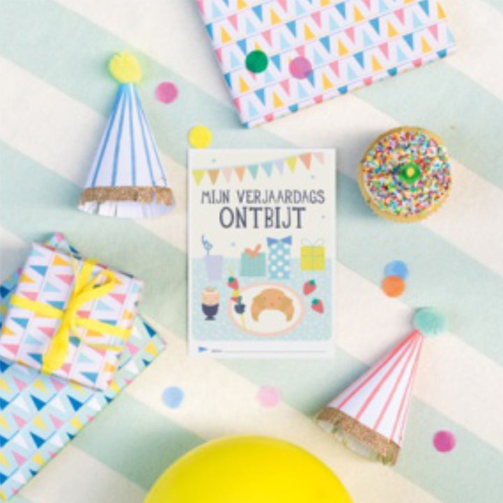 Milestone Special Moments Photo Booklet baby’s eerste verjaardag met mijlpaalkaarten, feestelijk sfeerbeeld voor herinneringen vastleggen