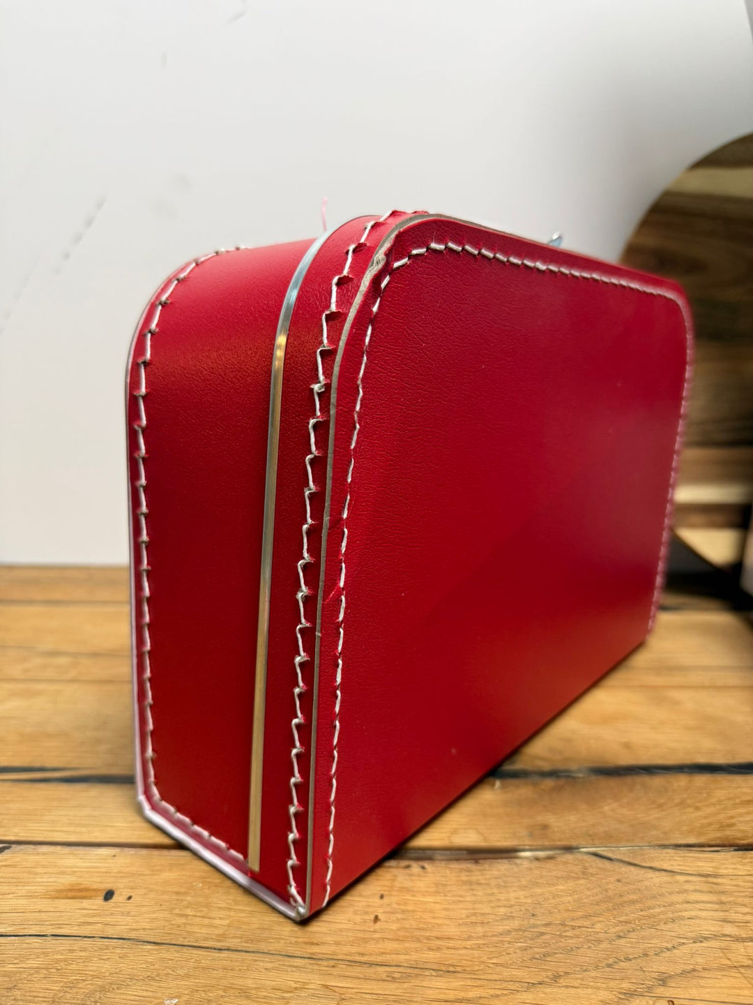 No Waste koffertje rood met lichte schade deksel