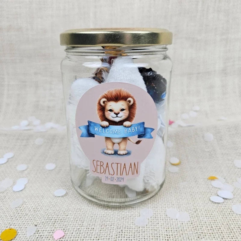 Gepersonaliseerd kraamcadeau in een potje met leeuwtje opdruk, naam en geboortedatum, Happy Horse knuffeldoekje