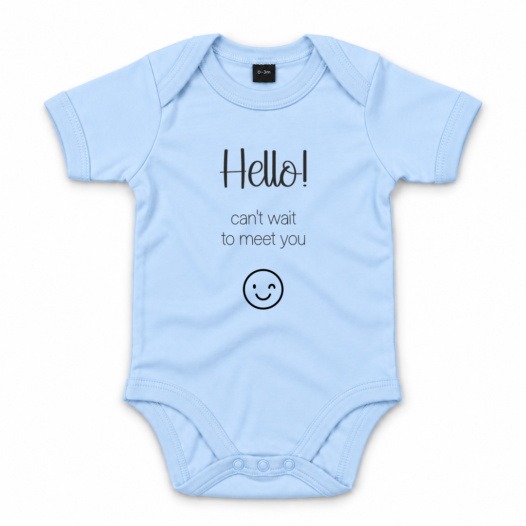 Baby romper met tekst – Hello! Can&