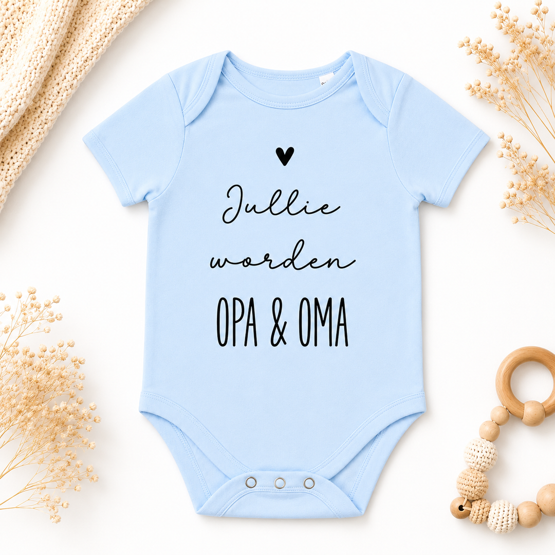 Babyromper blauw met tekst “Jullie worden opa & oma” cadeau om zwangerschap aan te kondigen