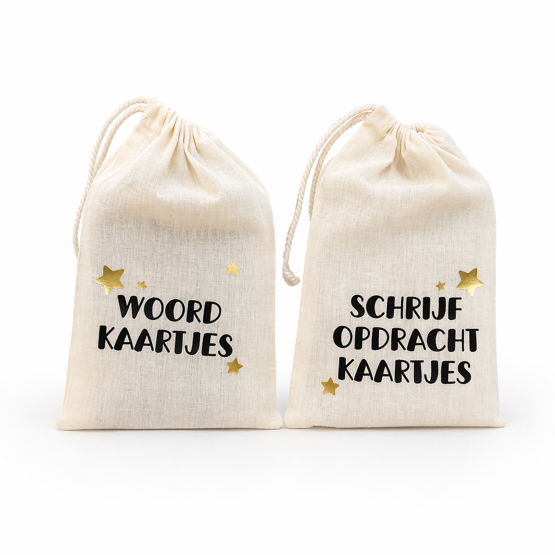 twee zakjes met woordkaartjes en schrijfopdrachtkaartjes van het educatief schrijfkoffertje