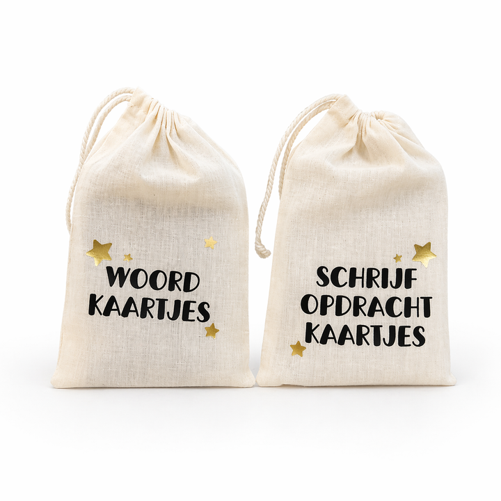 twee zakjes met woordkaartjes en schrijfopdrachtkaartjes van het educatief schrijfkoffertje