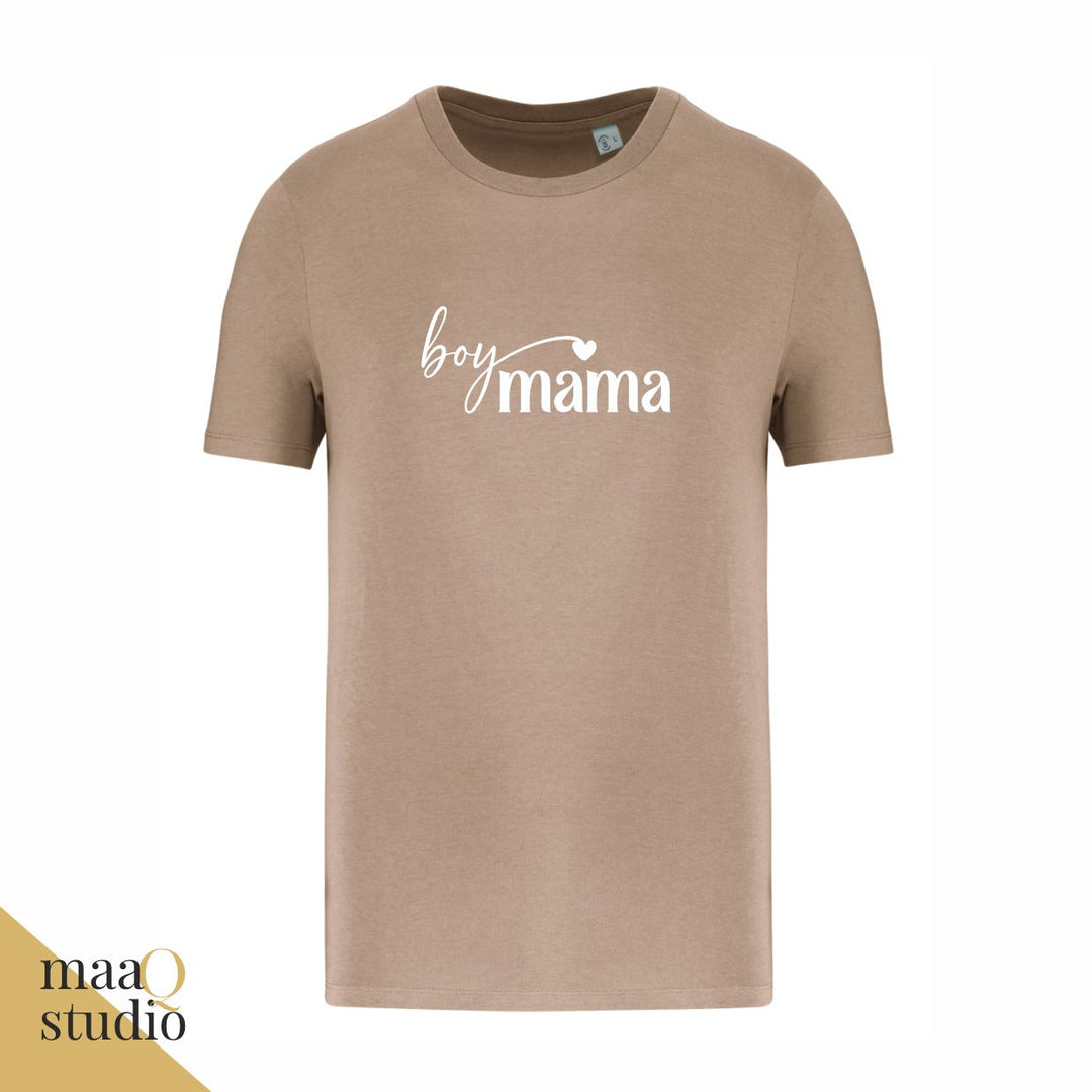 Taupe mama shirt met witte Boy Mama opdruk en hartje.